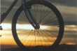 "Atardecer circular"


  Los rayos de la rueda representan los radios de la circunferencia .


   Esta imagen transmite sensación de tranquilidad 